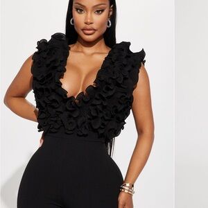 Fashion nova jumpsuit